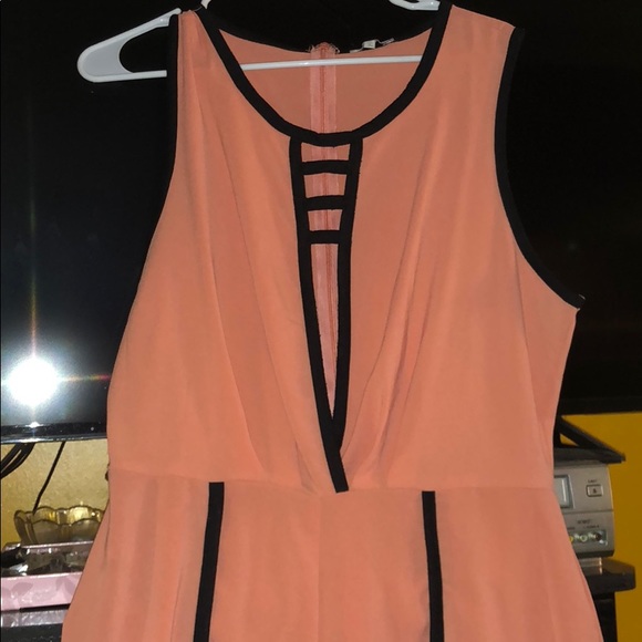 One piece romper - Picture 2 of 5